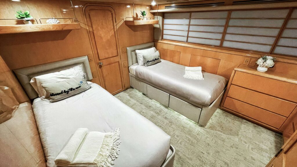 7697brochure10
