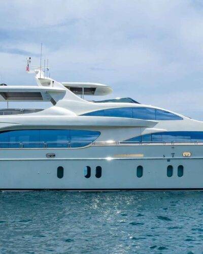 Interactive map showing yacht charter locations and availability
